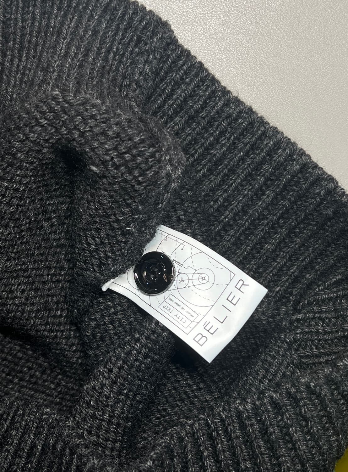 벨리에 아카이브 크루넥 가디건 판매 정가 23.1만 판매 상품이미지5