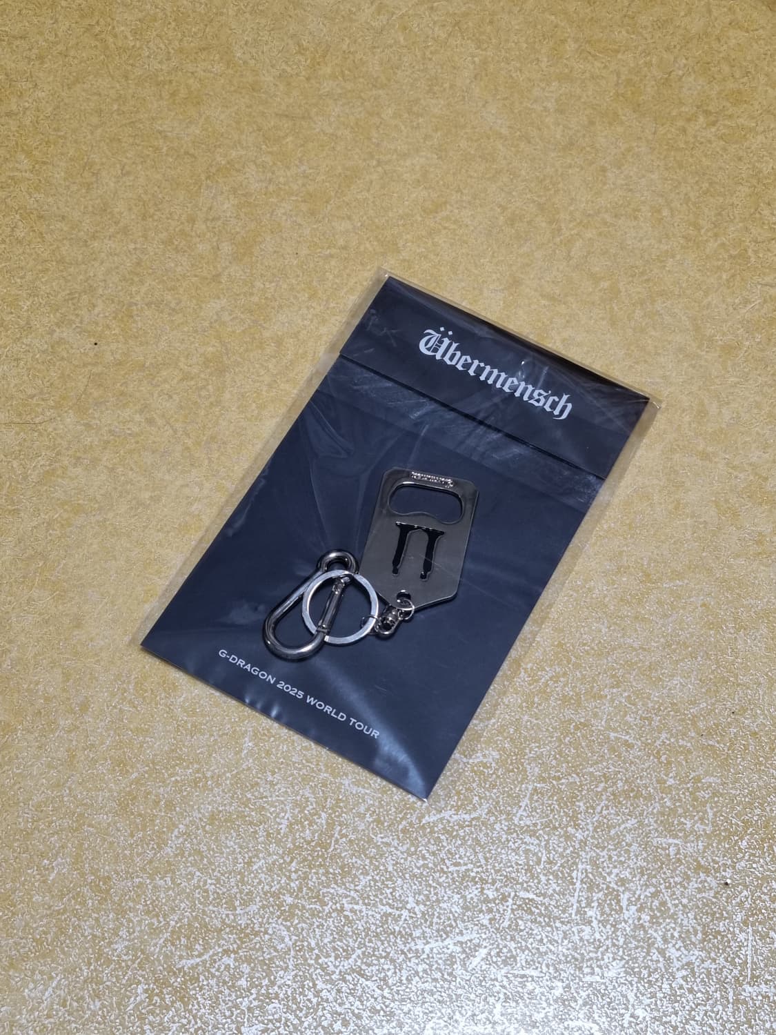 지드래곤 위버멘쉬 메탈 키링 상품이미지1