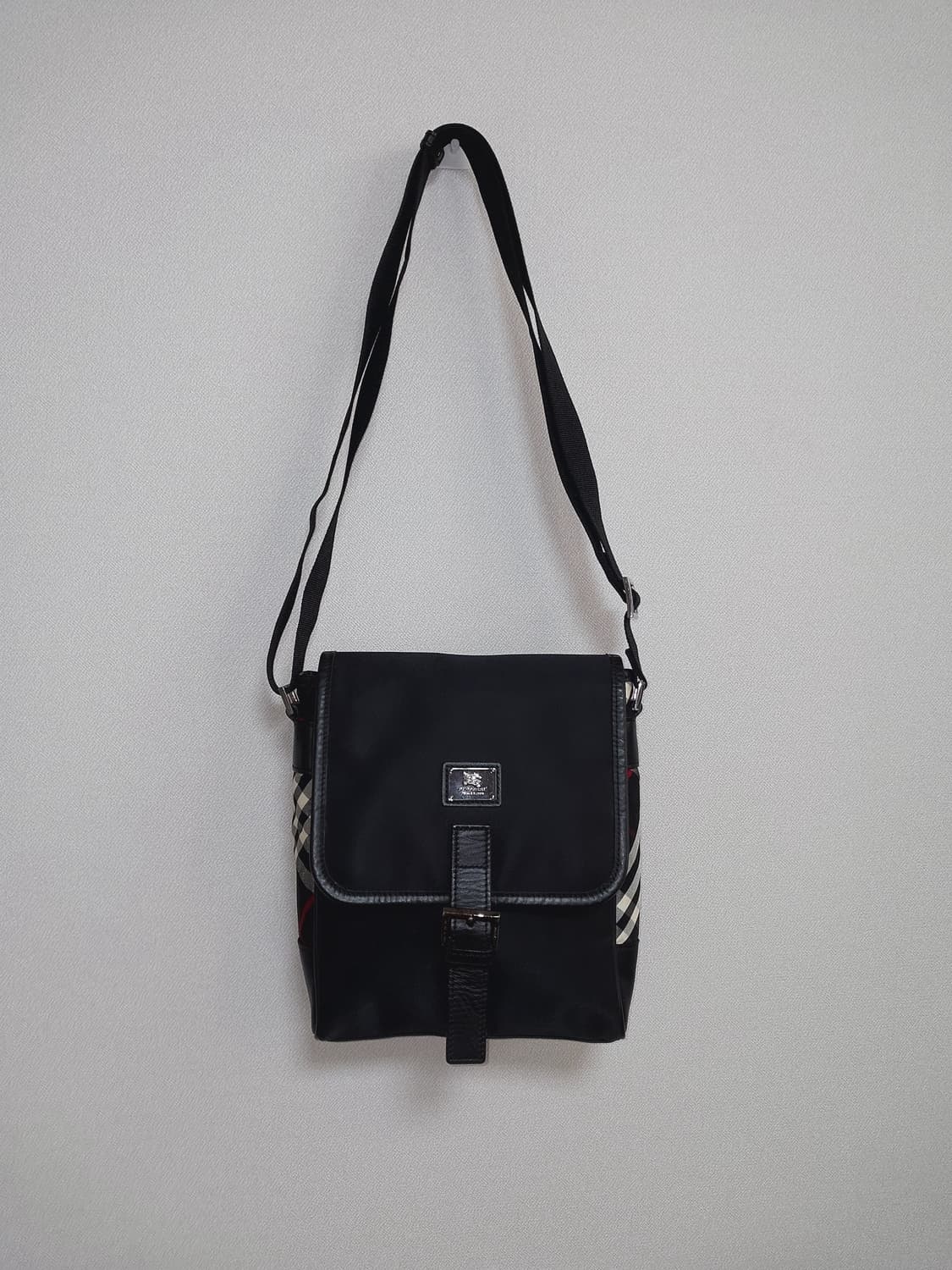 버버리 블랙라벨 나일론 숄더백 크로스백 상품이미지2