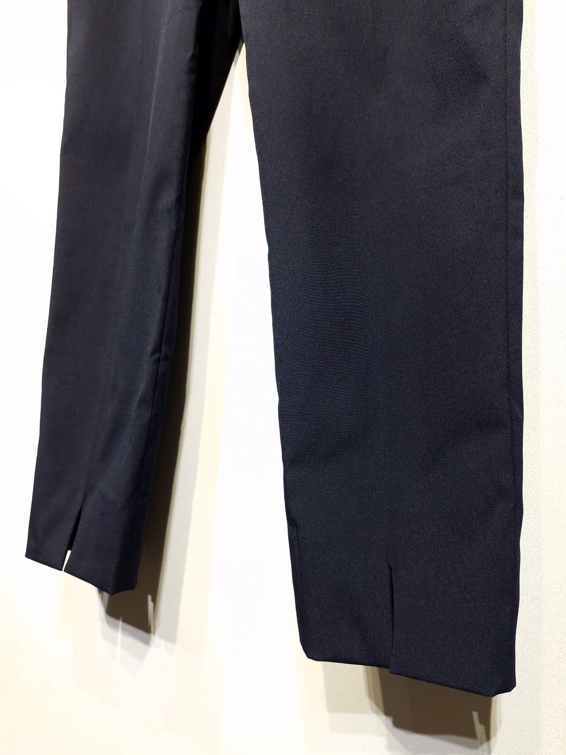 KUHO 구호 슬릿 슬랙스 네이비_26 상품이미지4