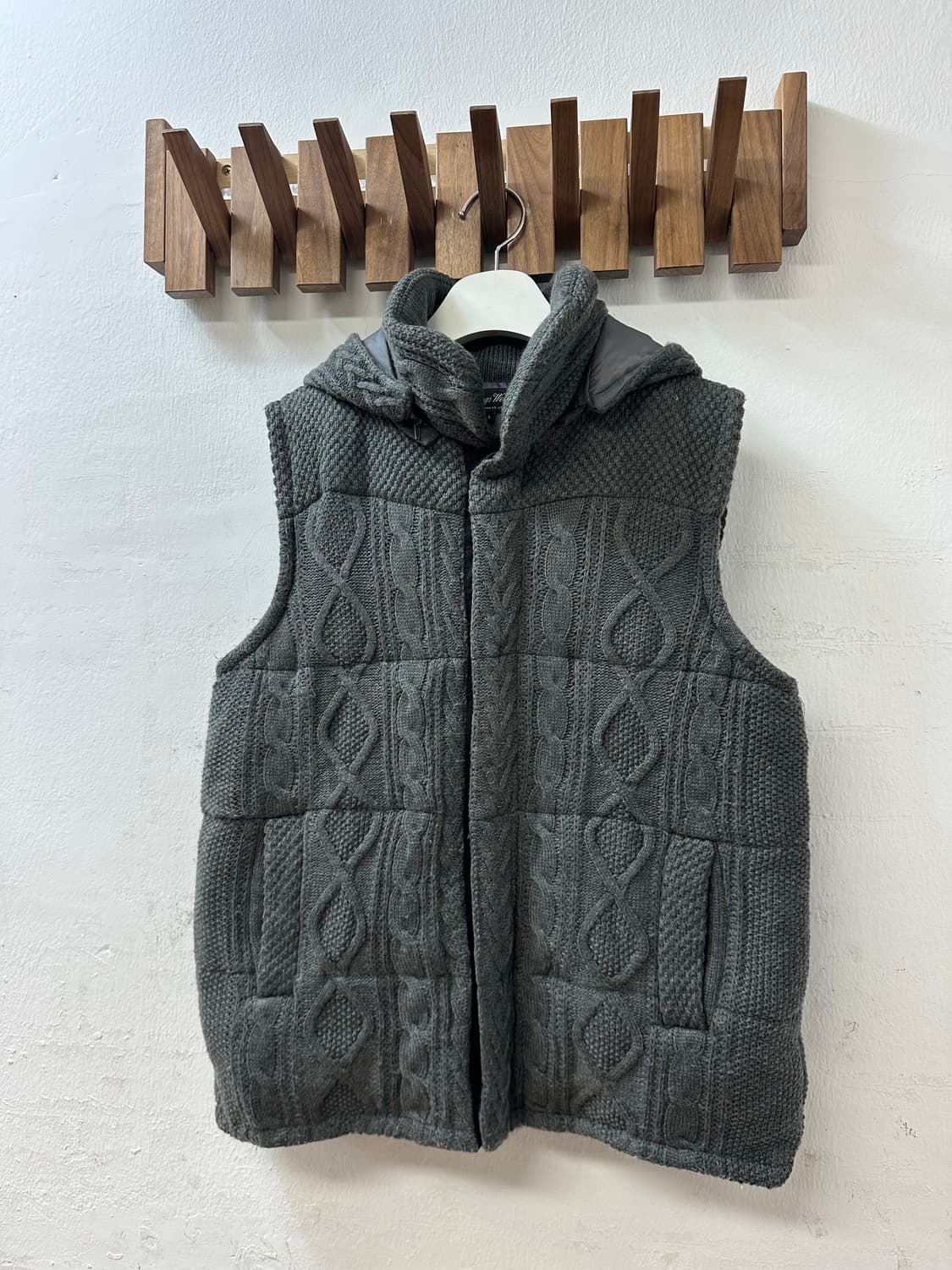 일본빈티지 케이블 니트 패딩 포켓 후드 베스트 상품이미지2