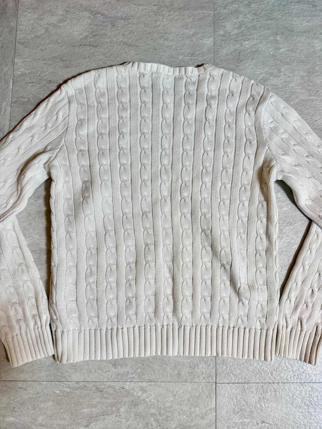 폴로 꽈배기 화이트 니트 상품이미지3