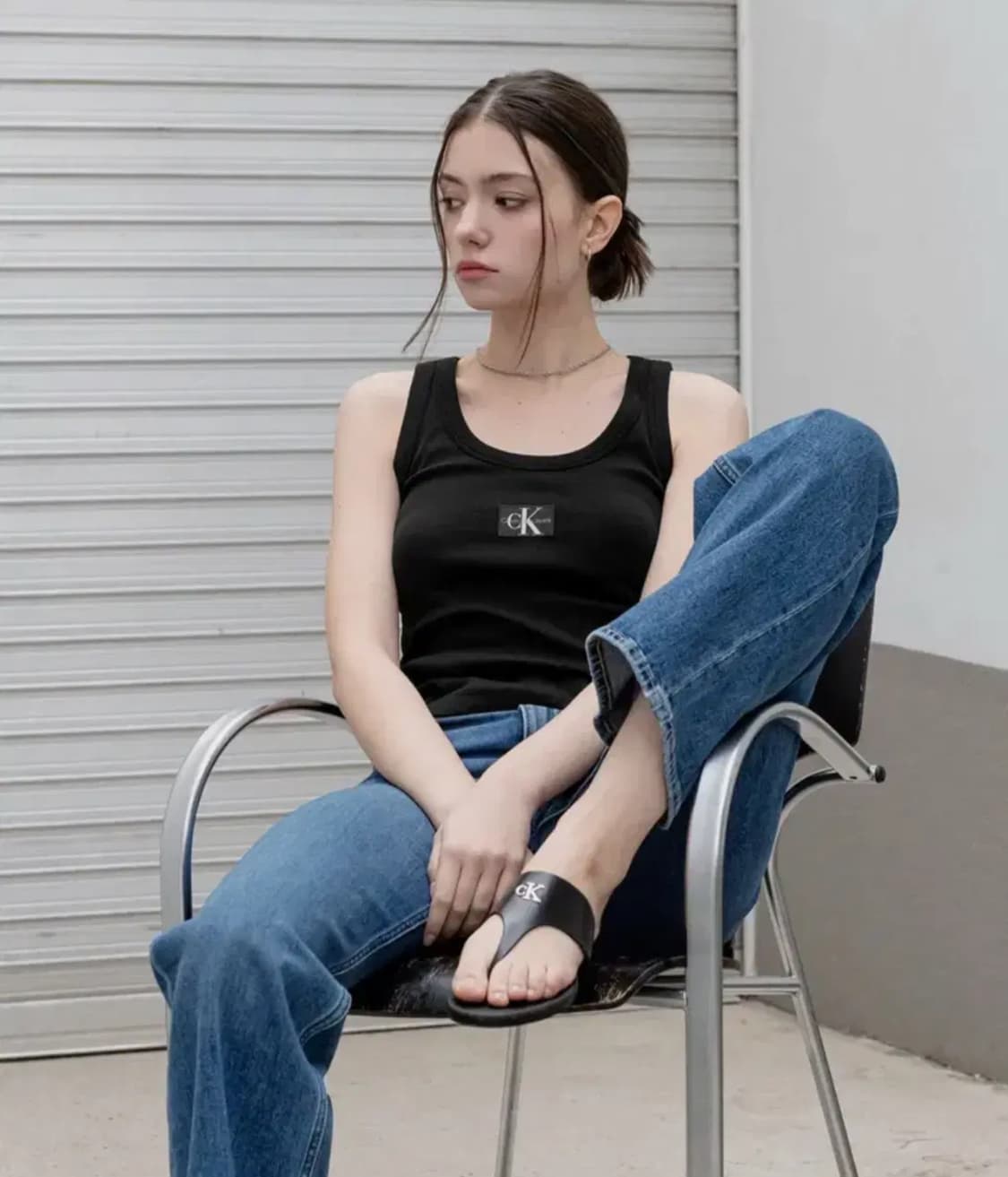 캘빈 클라인 진 여성 우븐 라벨 립 탱크 (블랙, S, J225580) 상품이미지1