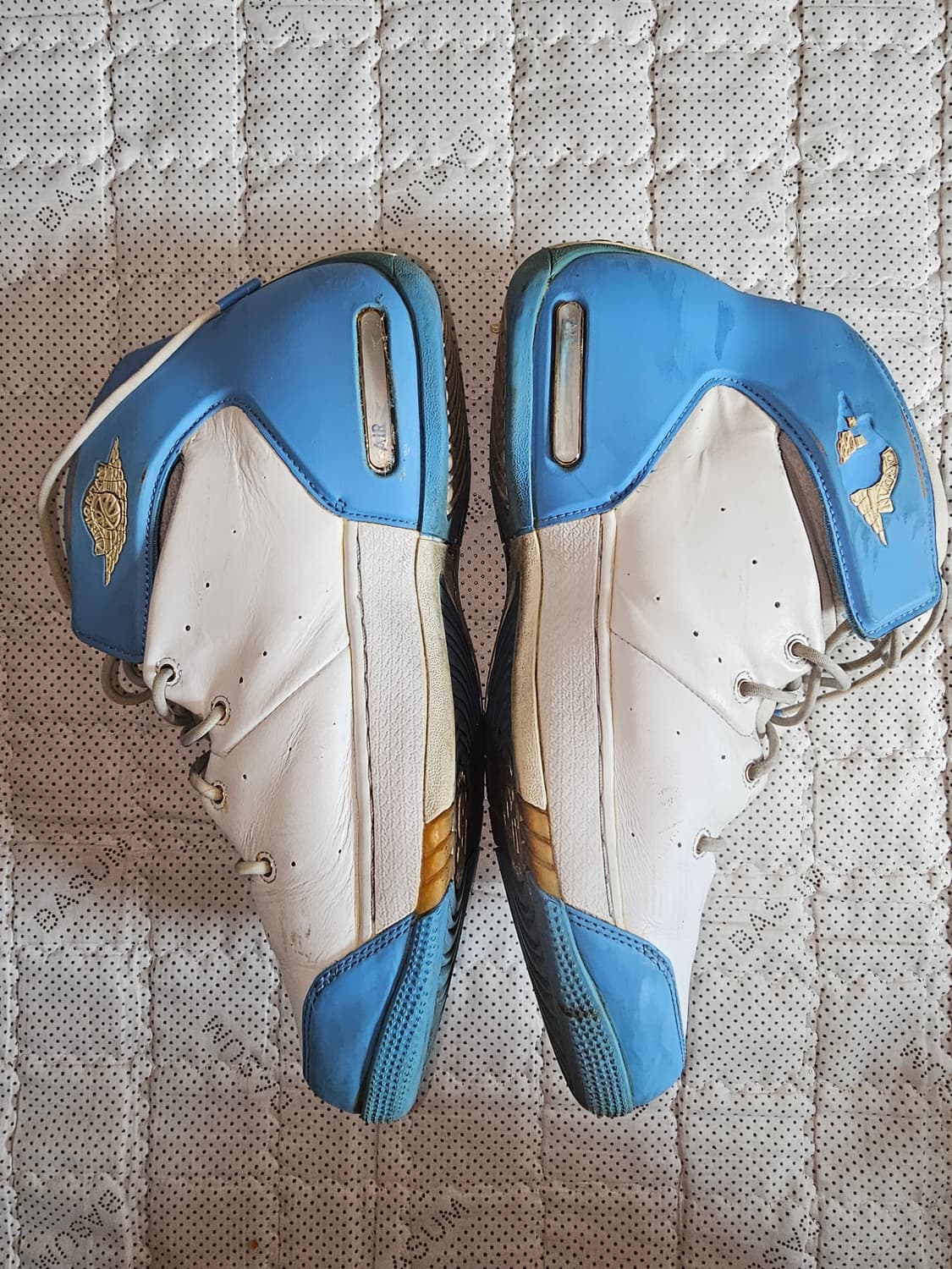 조던 카멜로 멜로 1.5 OG 2004 화이트/유니버시티 블루 하이탑 상품이미지2