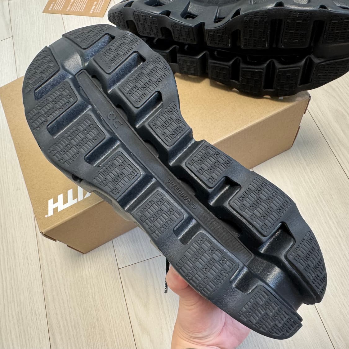 온러닝 X 키스 On Running Kith K-Tech 1 (265) 상품이미지4