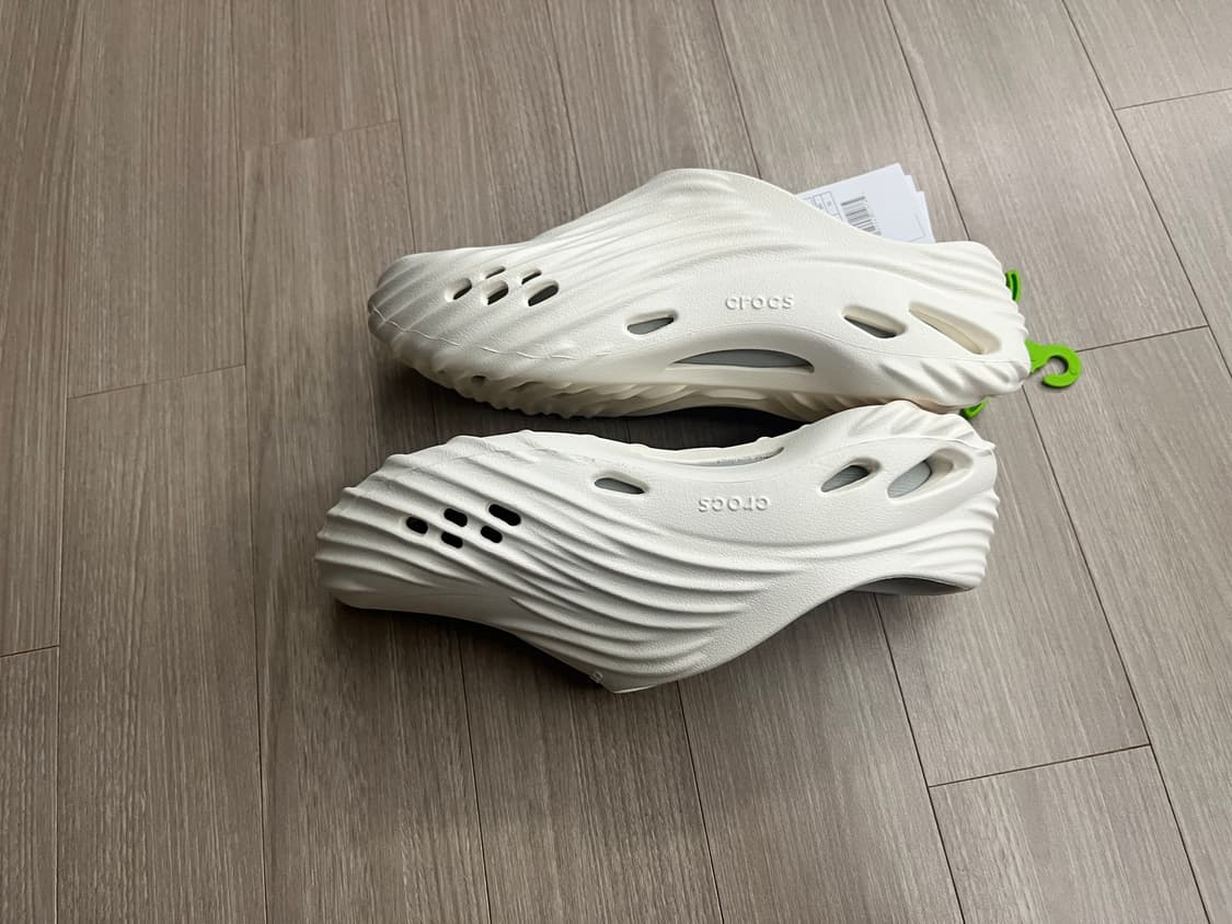 크록스 에코 웨이브 뮬 슬라이드 크림 260 새제품 상품이미지4
