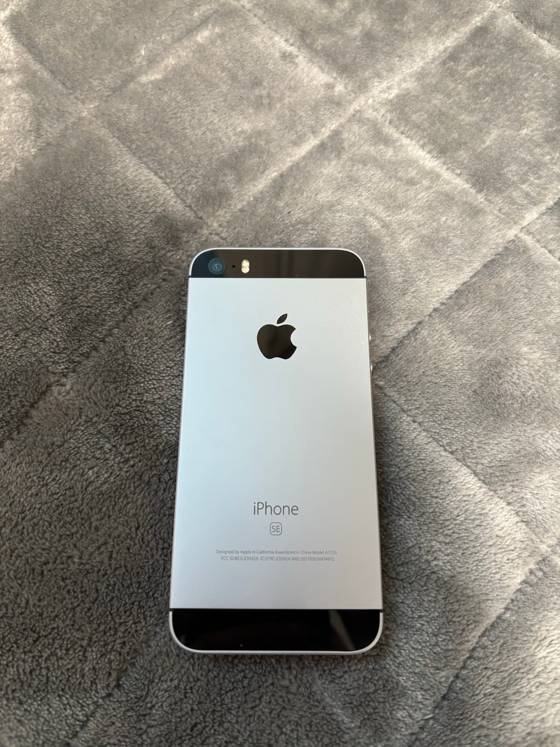 아이폰 SE1 스페이스그레이 64GB 상품이미지2