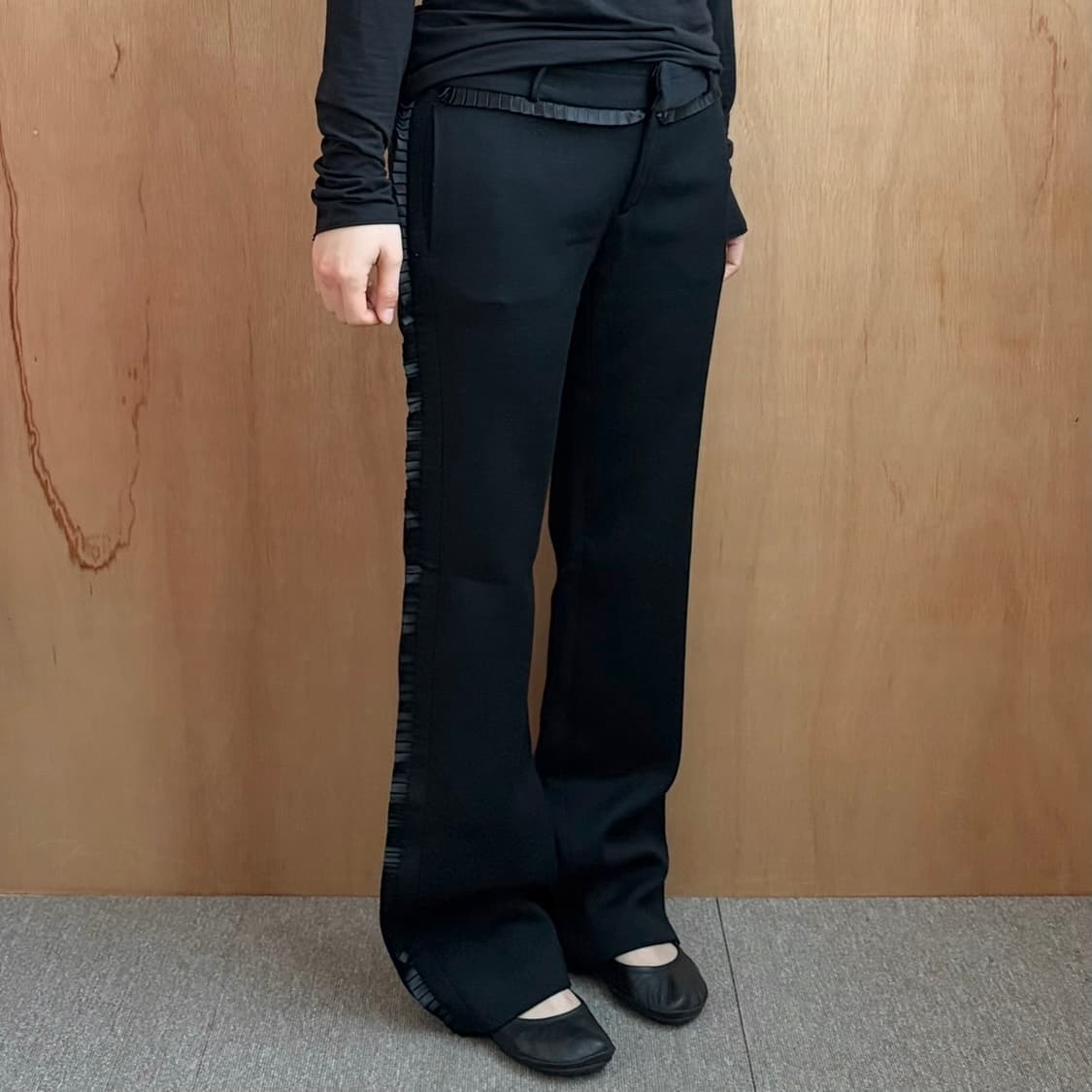 미하라야스히로 프릴 울 팬츠 상품이미지1