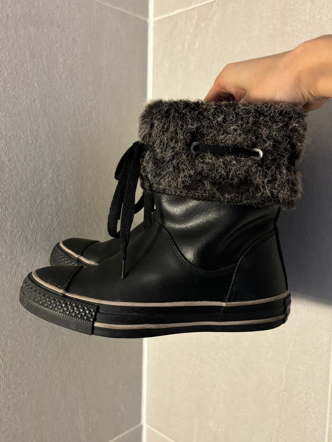 컨버스 레더 퍼 척테일러 하이 상품이미지2