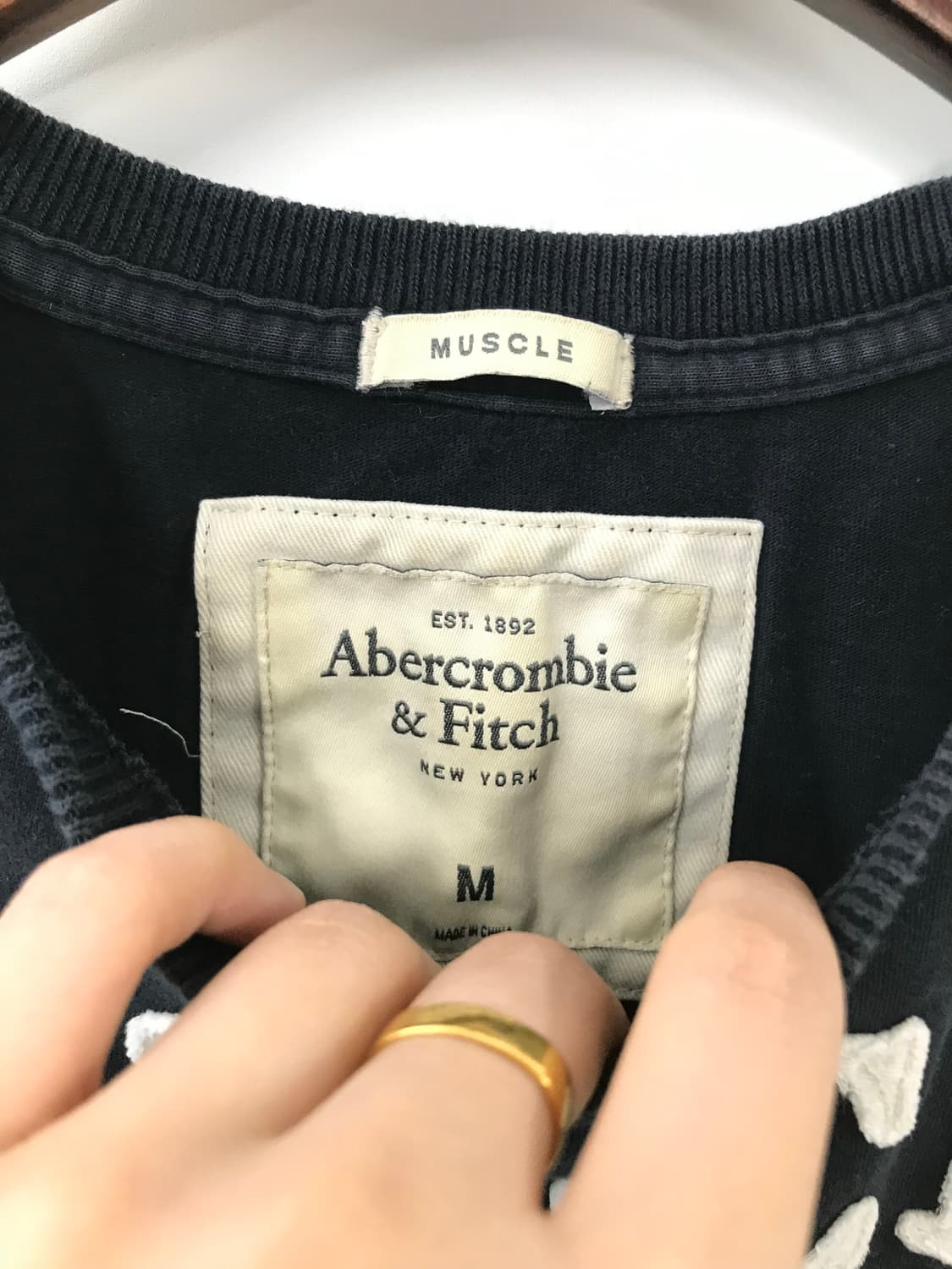 아베크롬비 y2k 와투케 네이비 반팔 티셔츠 상품이미지5