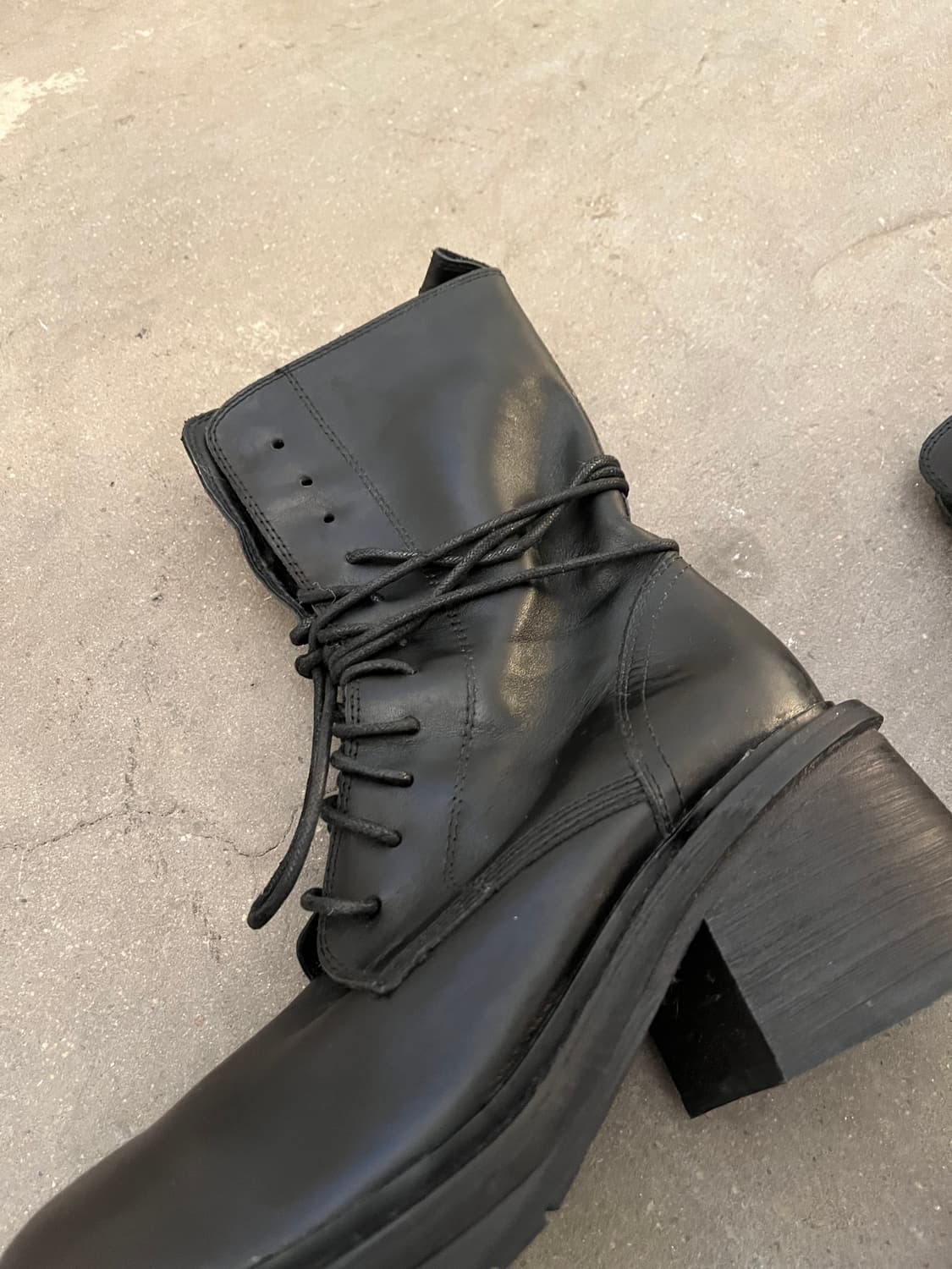 Ann Demeulemeester 앵클 하이크 레이스업 부츠 상품이미지4