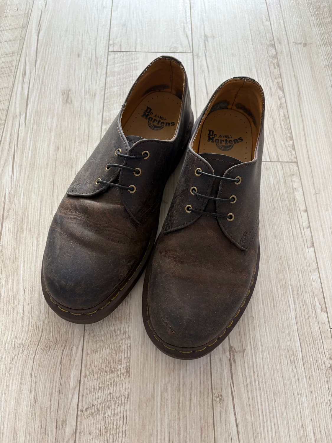 닥터마틴 1461 3홀 크레이지홀스 270 상품이미지1