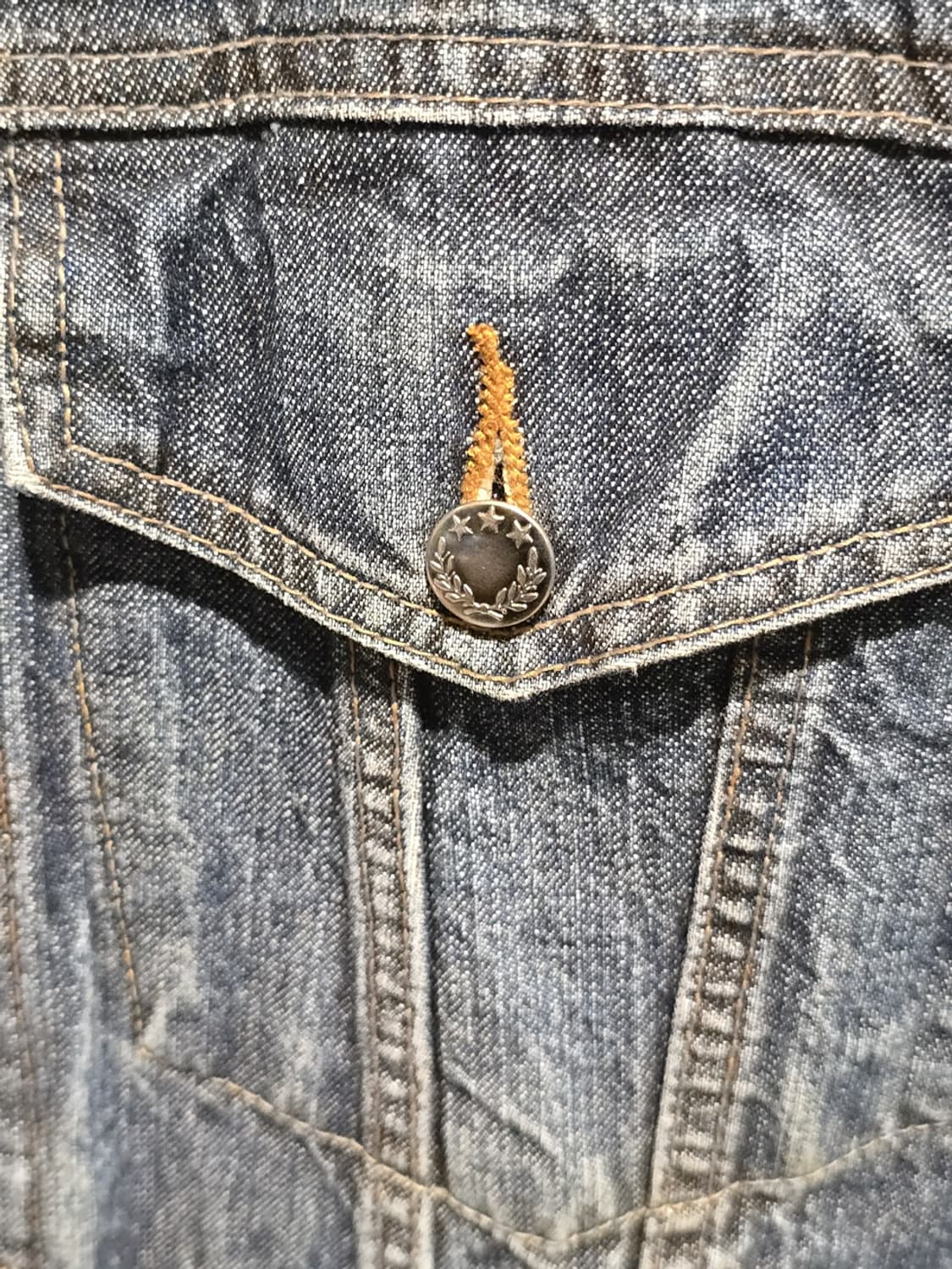 90s Light Wash Denim Trucker Jacket 상품이미지2