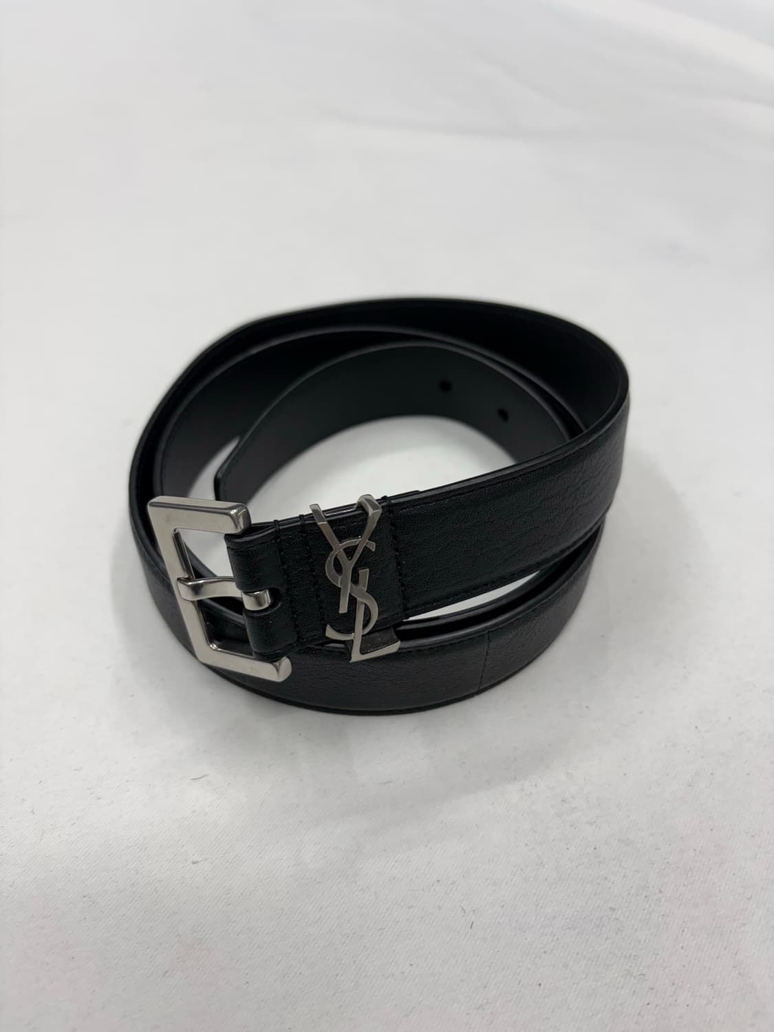 생로랑 YSL 실버 로고 블랙 레더 벨트 상품이미지1