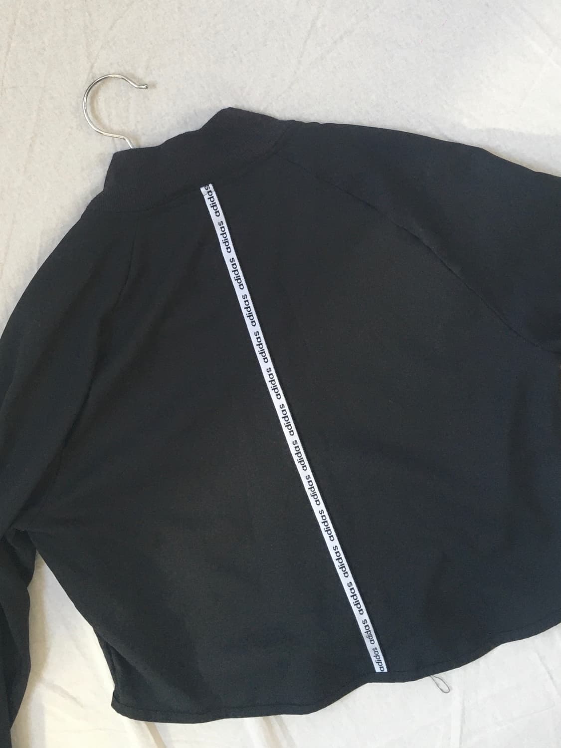 아디다스 크롭 트랙탑집업 상품이미지4