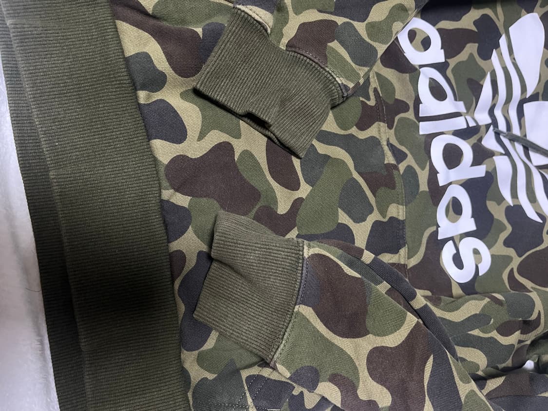 아디다스 카모 후드티 상품이미지4