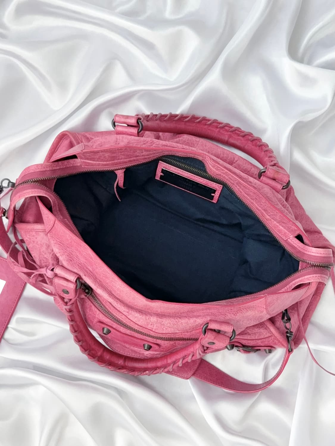 발렌시아가 모터백 상품이미지10