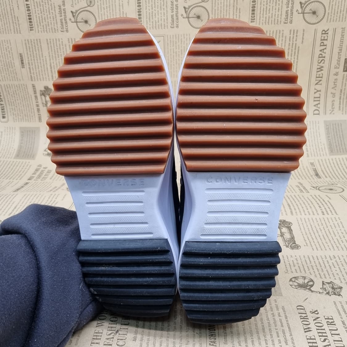 컨버스 런스타 하이크 블랙 로우운동화235 상품이미지3