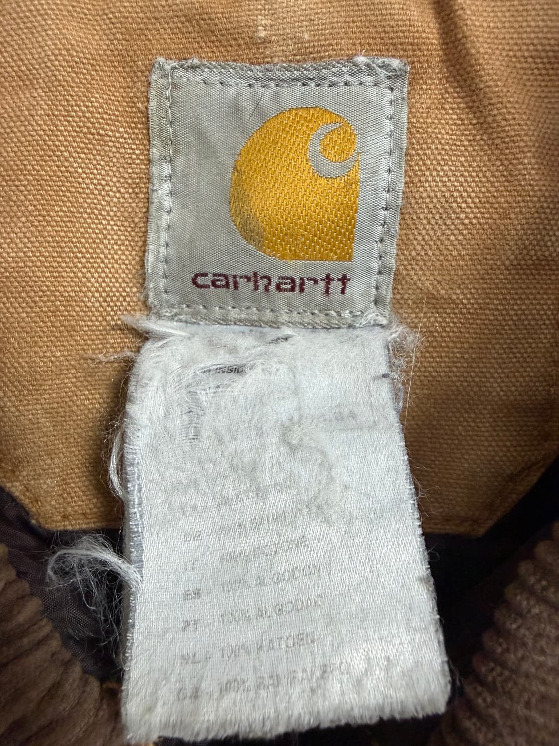 칼하트 c26 디트로이트 워크 자켓 상품이미지3