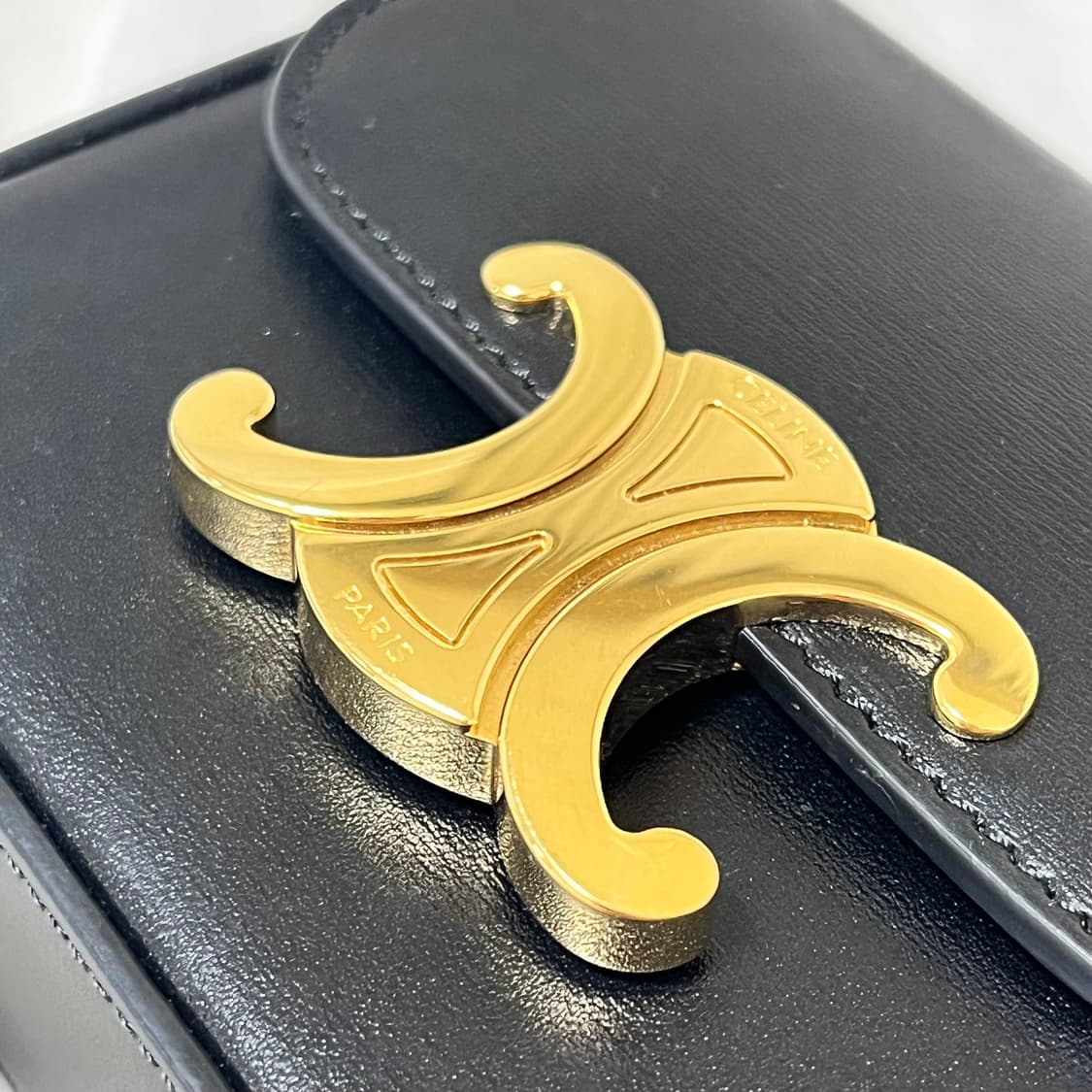 셀린느 클로드 미니 크로스백 상품이미지4