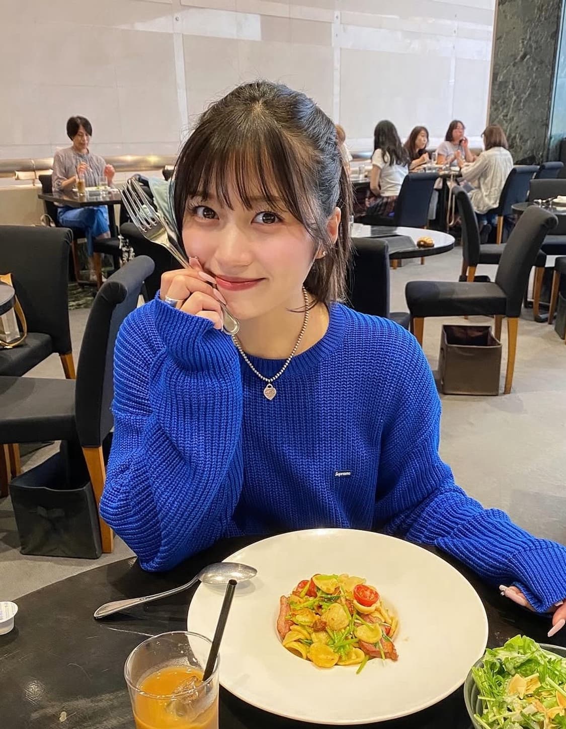 슈프림 스몰 박스 리브드 스웨터 로얄 상품이미지1