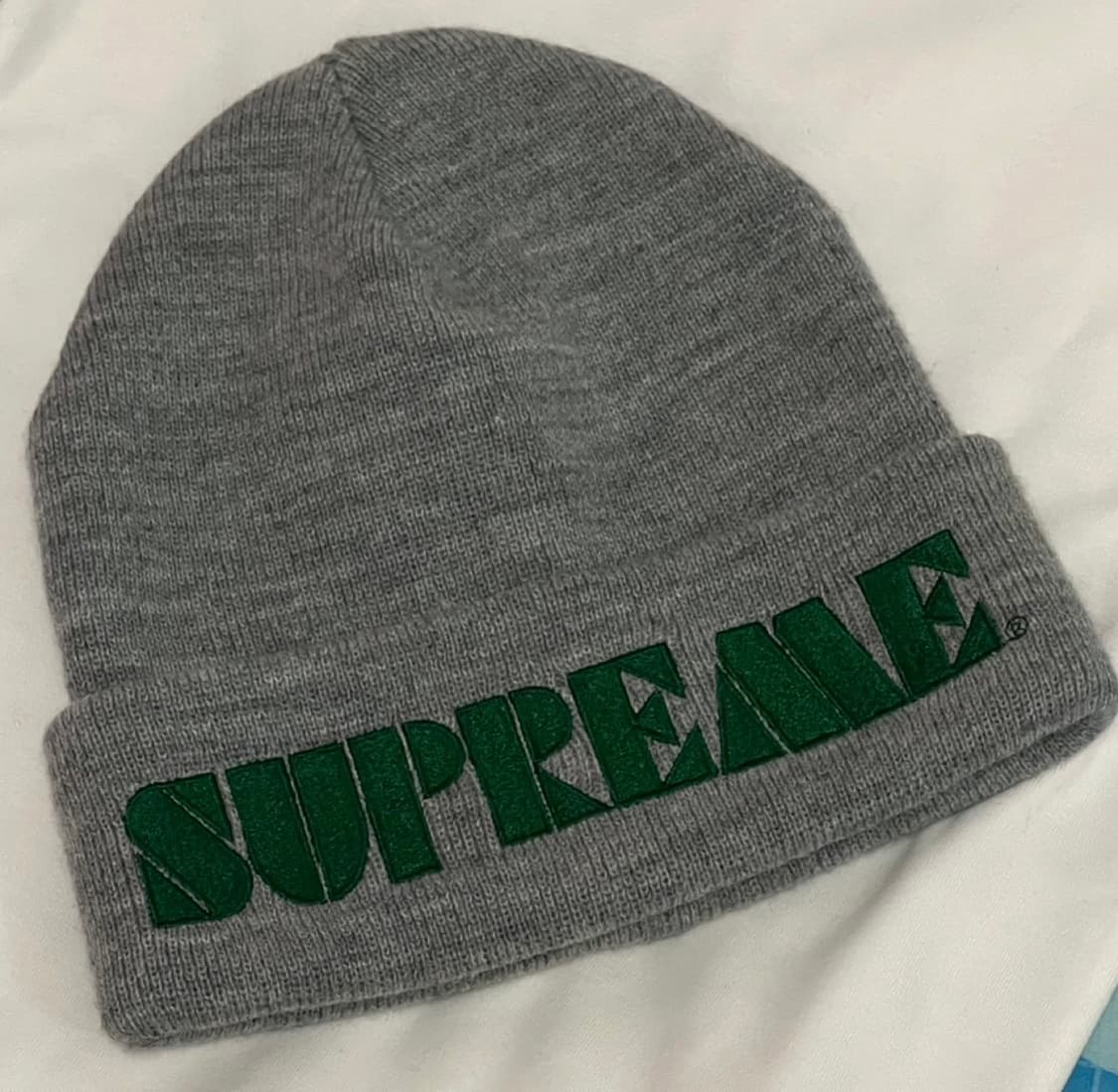 슈프림 스텐실 비니 헤더 그레이 24SS 새상품 착용 X 상품이미지3