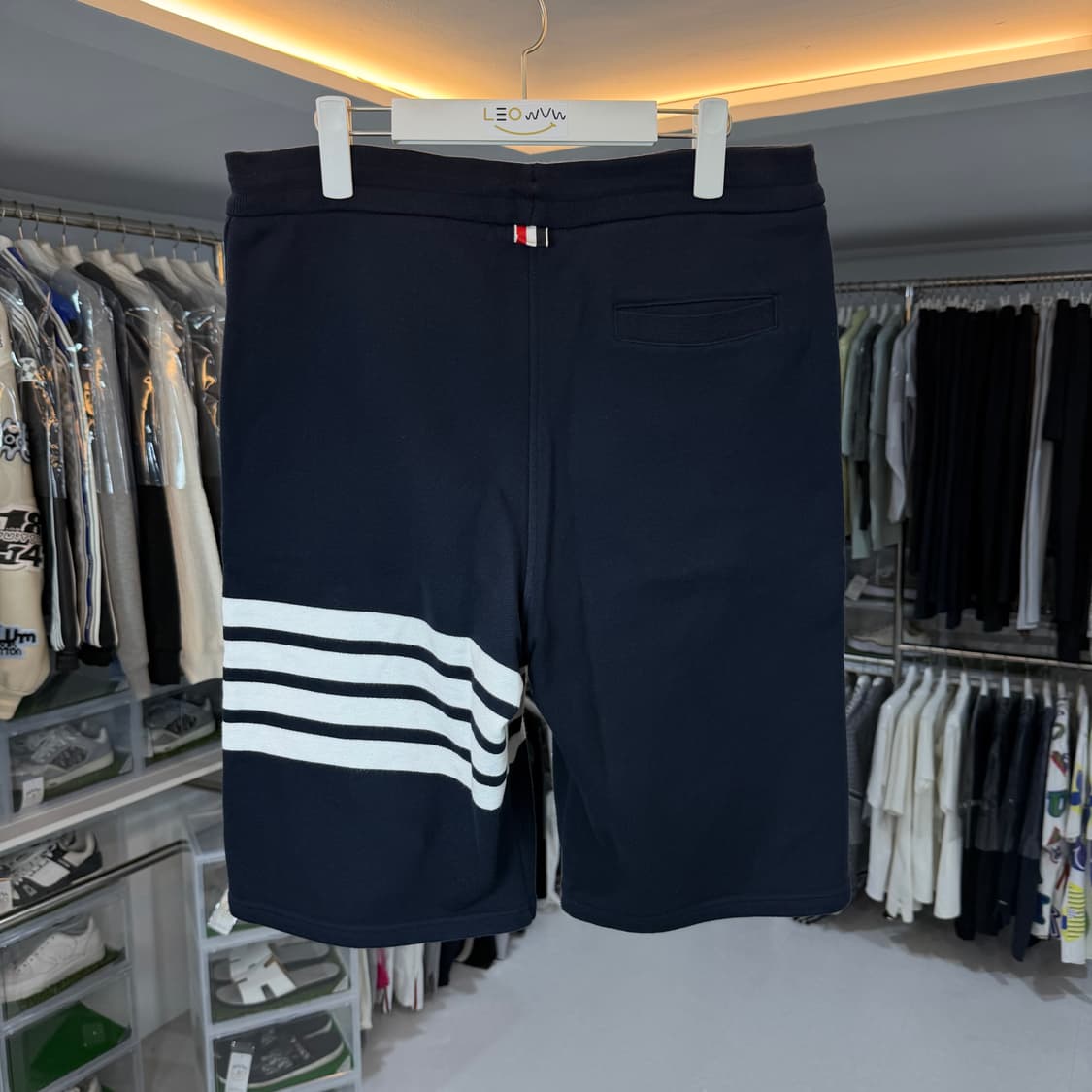 [리오브] 톰브라운 사선 완장 자수 금장 반바지
 상품이미지2