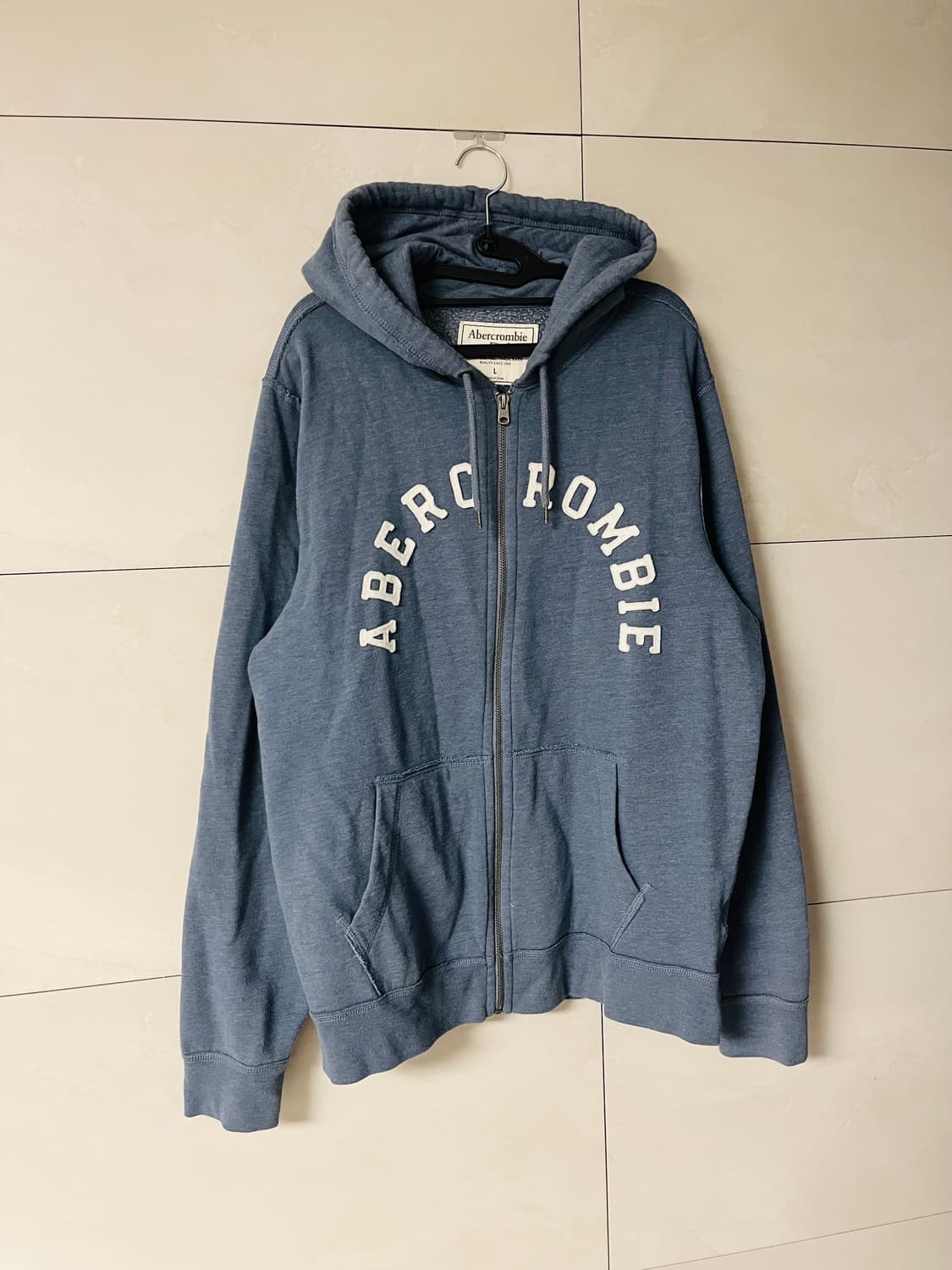 아베크롬비 스펠로고 워시드 블루 후드집업 (L)  상품이미지2
