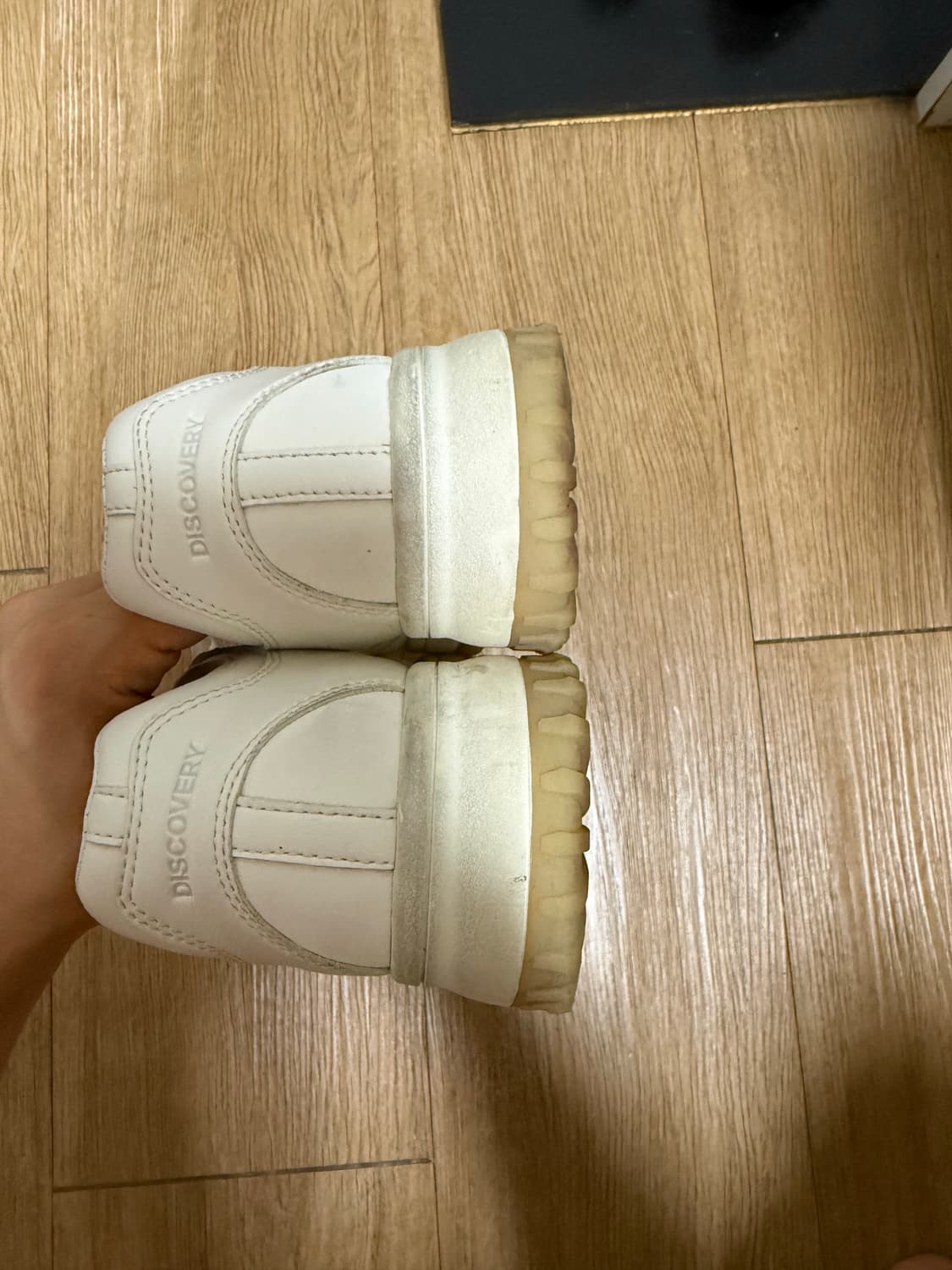 디스커버리 익스페디션 흰색 운동화 상품이미지3