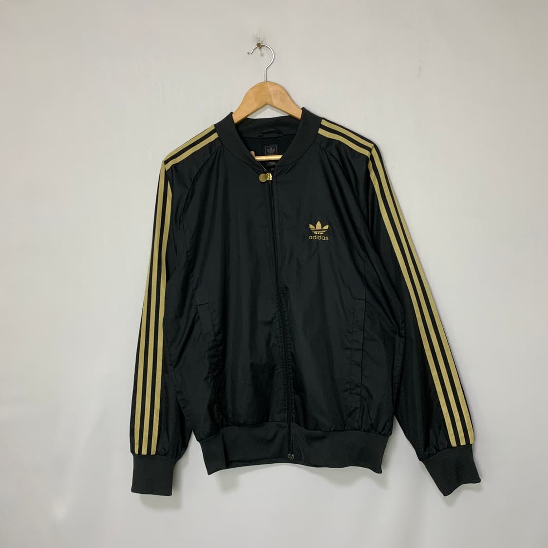아디다스 블랙/골드 빈티지 져지 바람막이 집업 자켓 100 사이즈 상품이미지1
