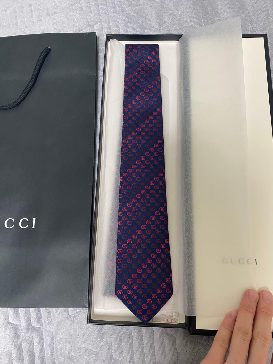 구찌 GG 로고 실크 넥타이 상품이미지1