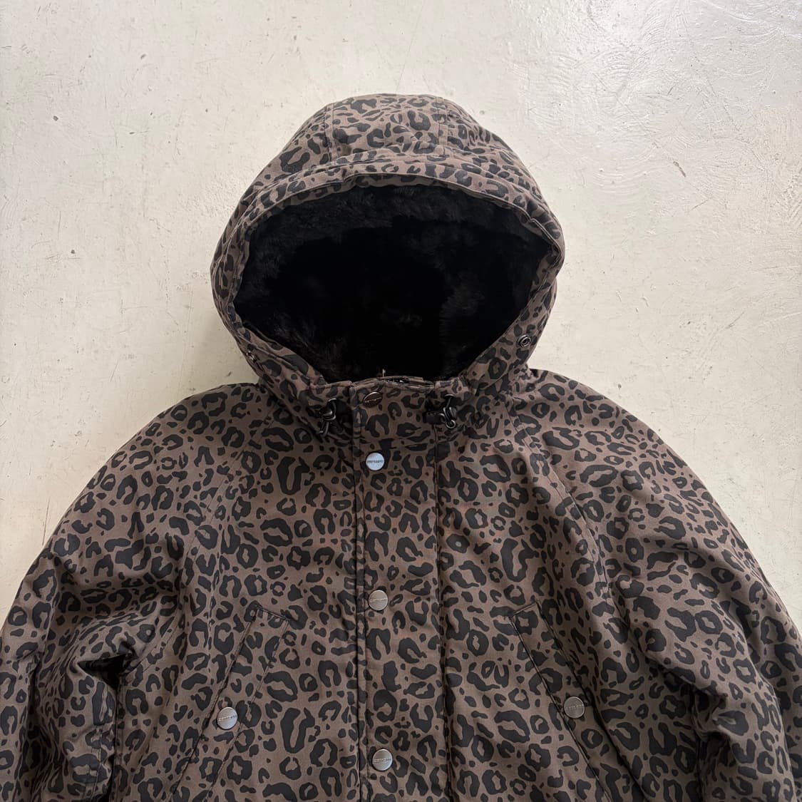 칼하트 트래퍼 레오파드 파카 XS 상품이미지2