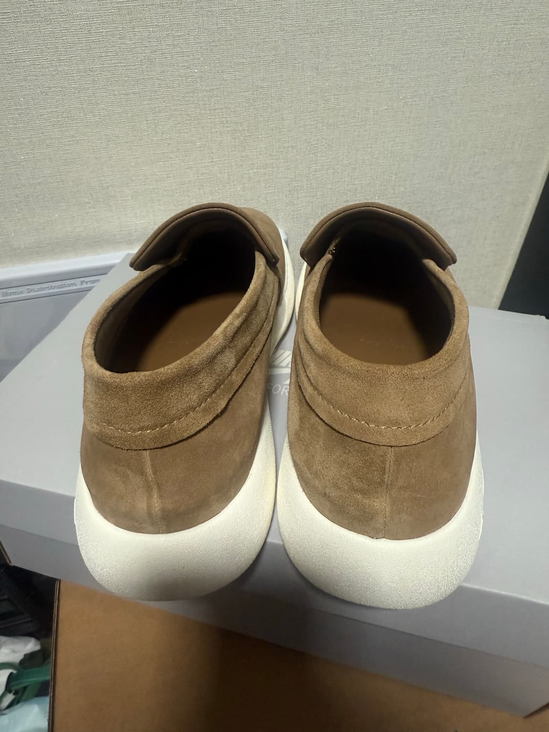 루이비통 남성 스웨이드 슬립온 브라운 8사이즈 상품이미지2