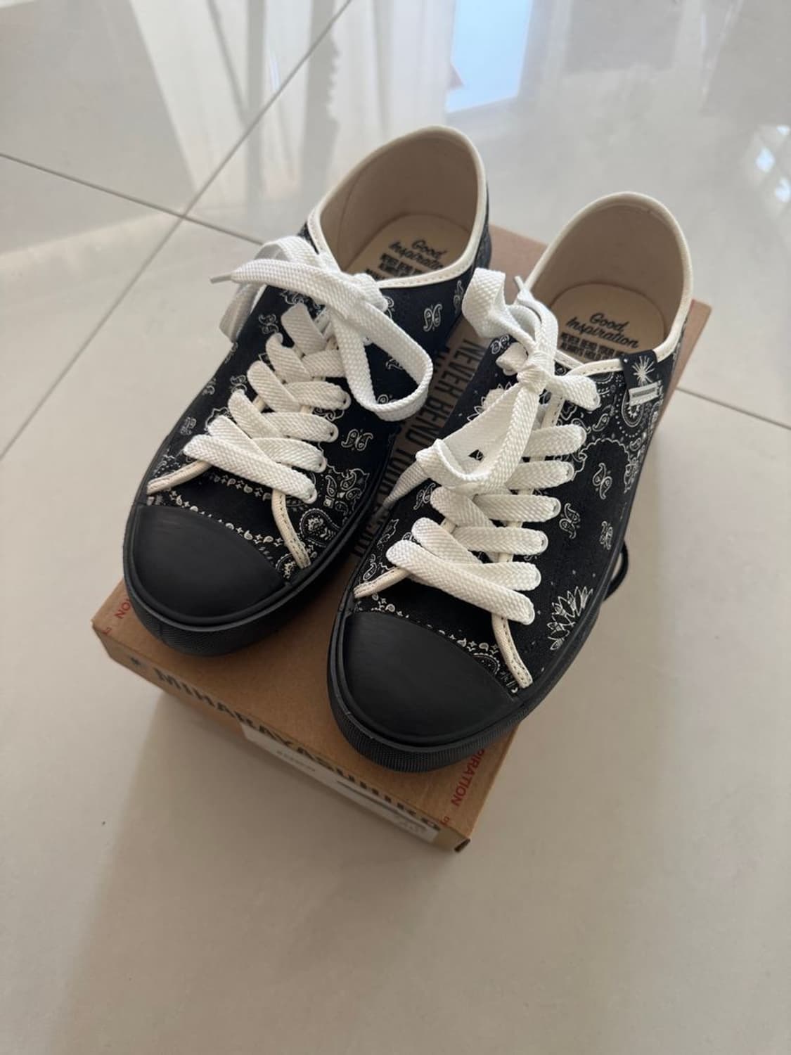 INSPIRATION SNEAKERS 스니커즈 상품이미지1