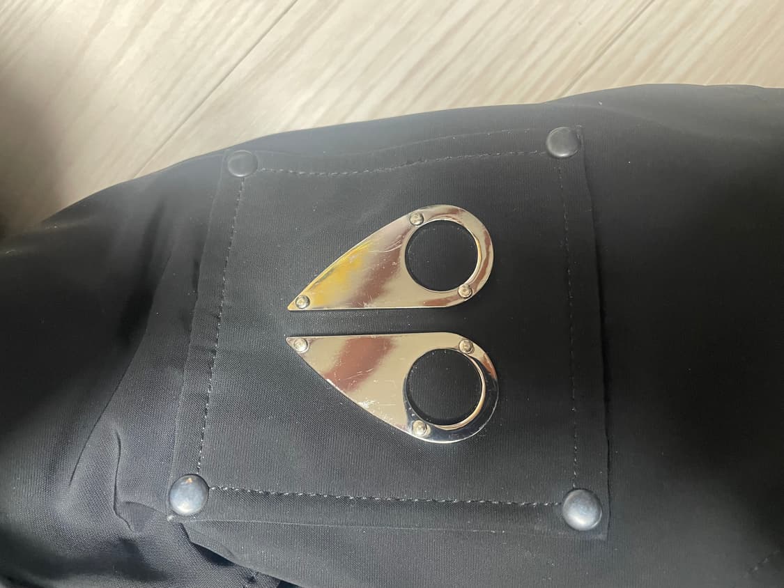 무스너클 블랙 폭스퍼 케이 에디션 여성M 상품이미지7