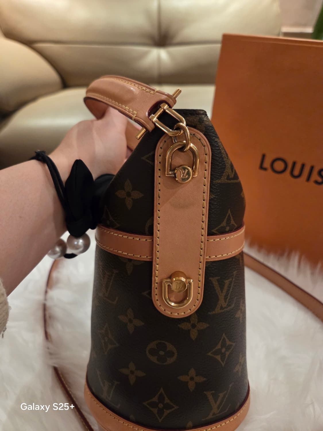 루이비통  모노그램 캔버스 버킷 더플백 토트백 겸 숄더백 상품이미지3