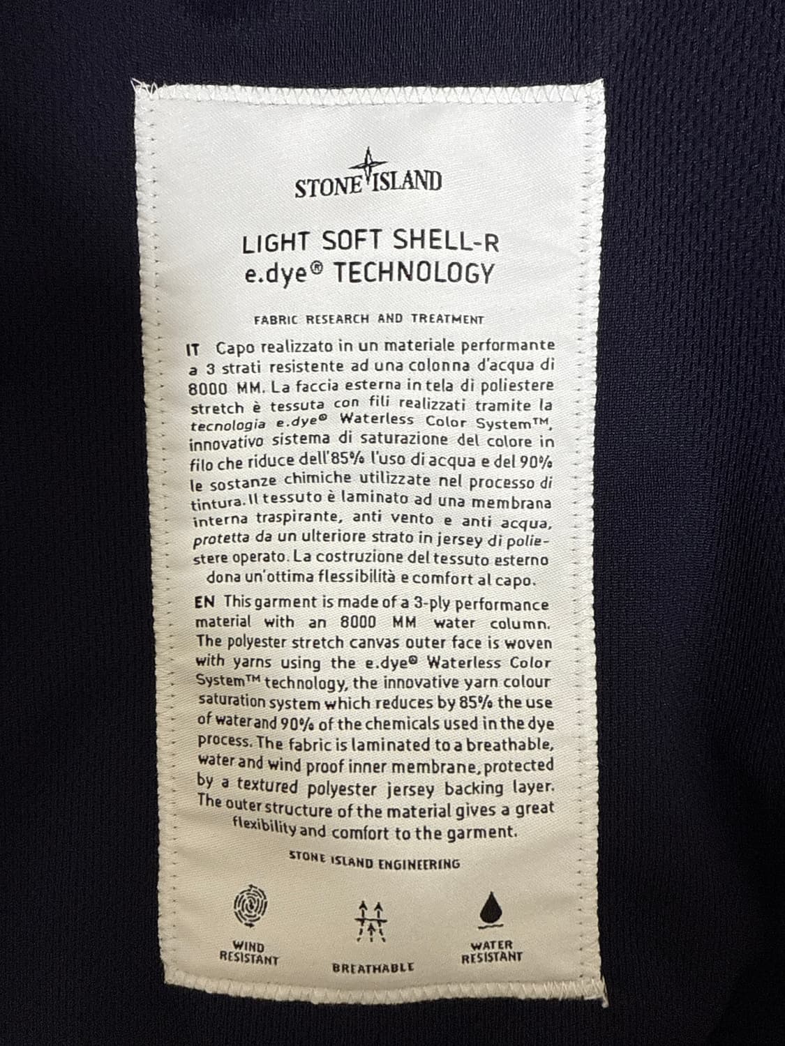 스톤 아일랜드 40427 라이트 소프트 쉘 후드 블루종 네이비 블루 - 상품이미지3