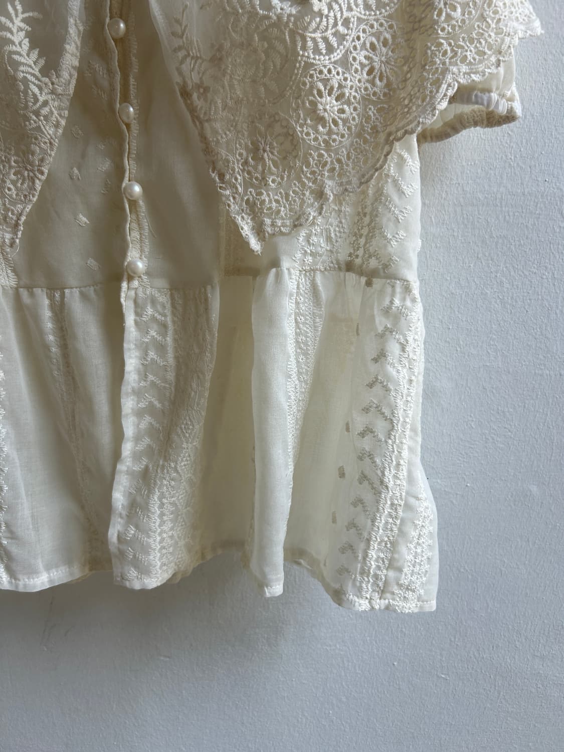 케이프 블라우스  상품이미지3