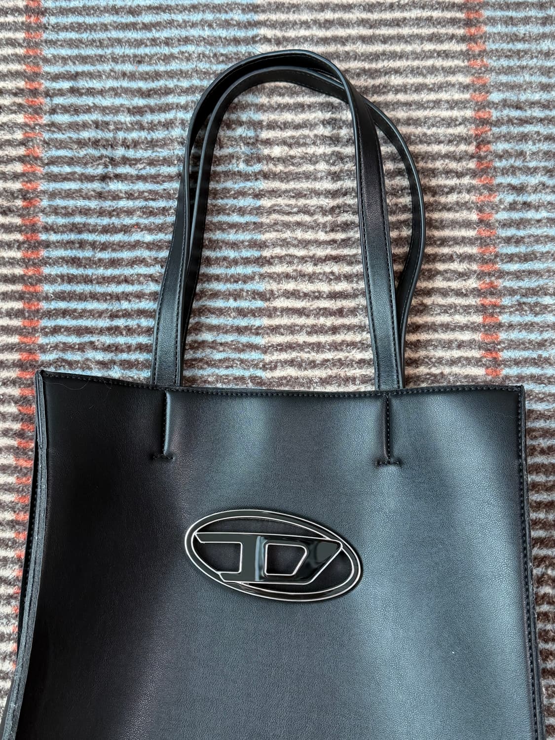 디젤 홀리D로고 쇼퍼백(40x31x8) 상품이미지3