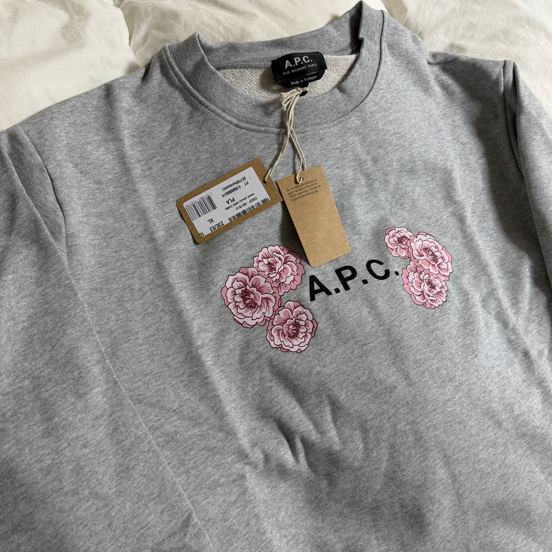 (XL) A.P.C. 아페쎄 플라워 프린트 맨투맨 그레이 상품이미지2