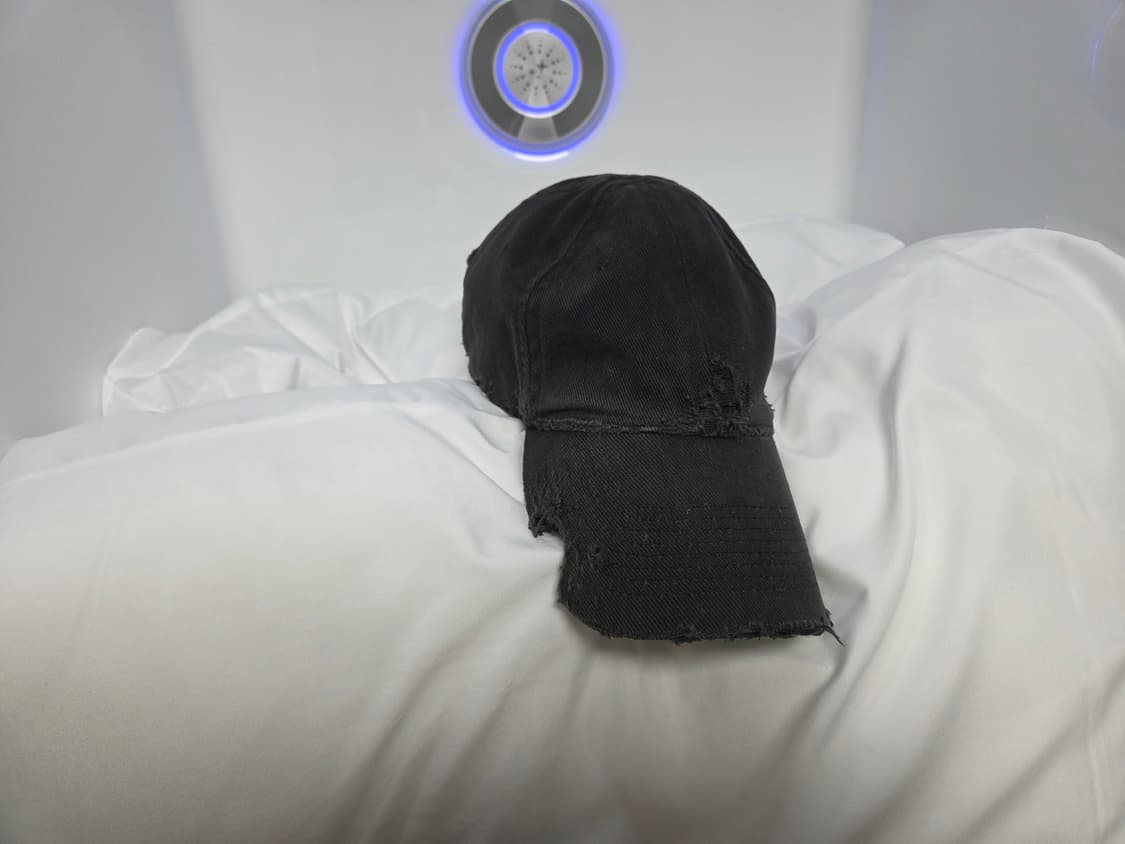 발렌시아가 도그바이트 캡 상품이미지2