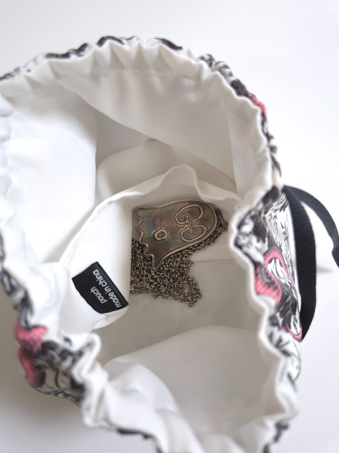 구찌 목걸이 고스트 상품이미지9