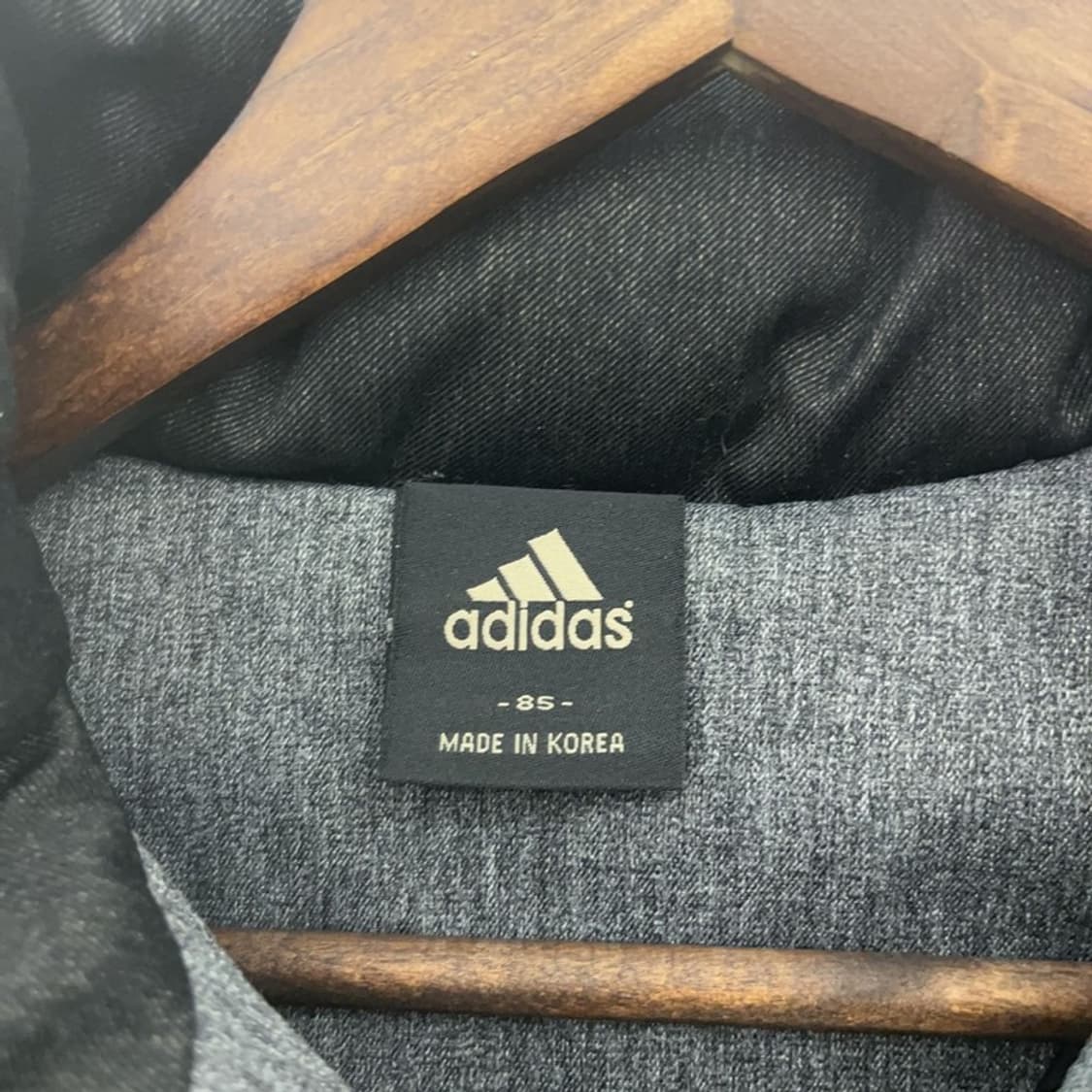 아디다스 빈티지 모던시크 슬림핏 크롭 숏 패딩 85 C08525 상품이미지5