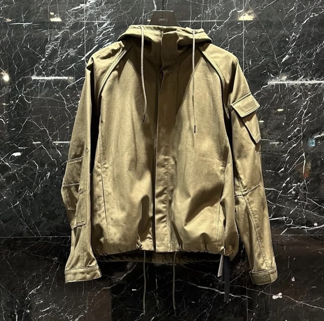 준지 89만 카키 후드 마원 점퍼 상품이미지1