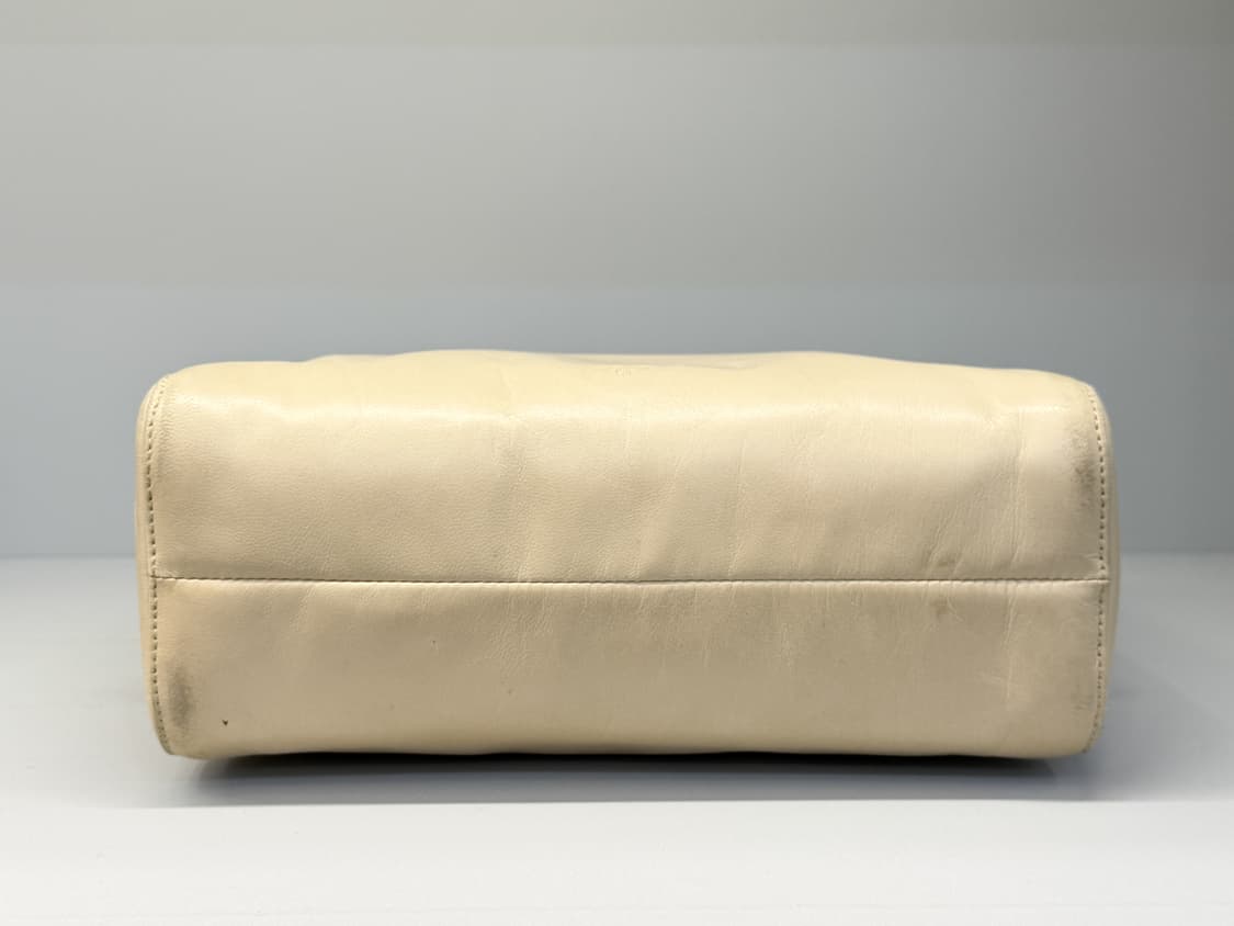 프라다 소프트 레더 토트백 상품이미지7