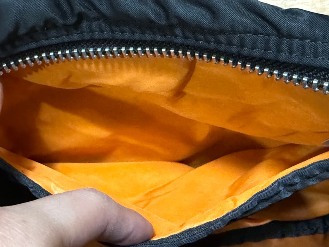 PORTER 요시다 포터 반달 숄더백 블랙 상품이미지10