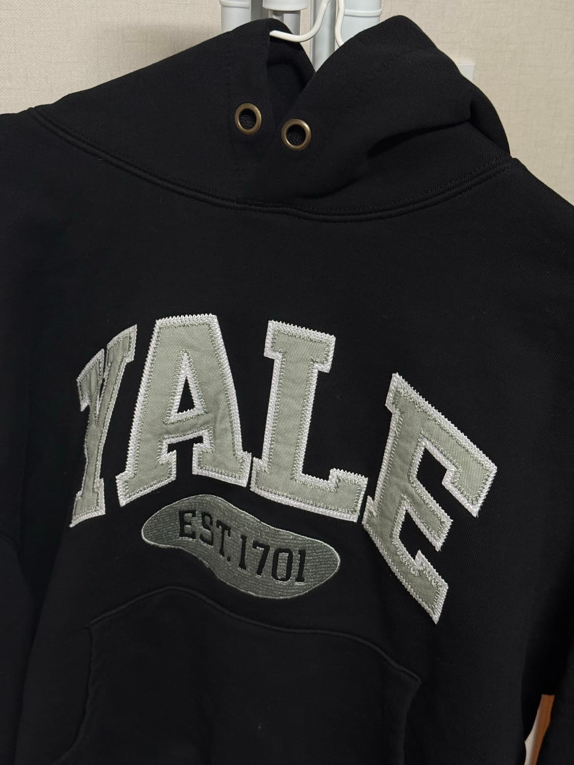 YALE 예일 숏 후드티 상품이미지1