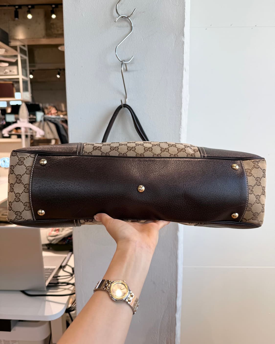 구찌 브라운 GG 캔버스 토트백 상품이미지7