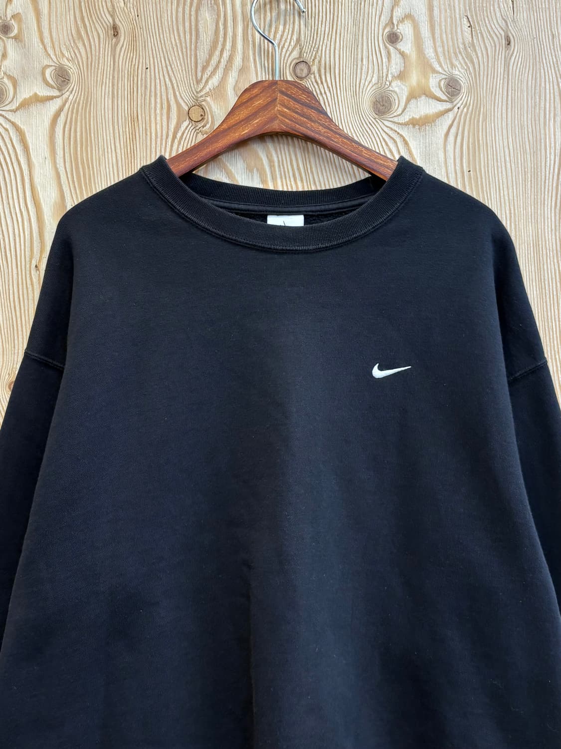 나이키 솔로 스우시 플리스 크루 맨투맨 상품이미지2