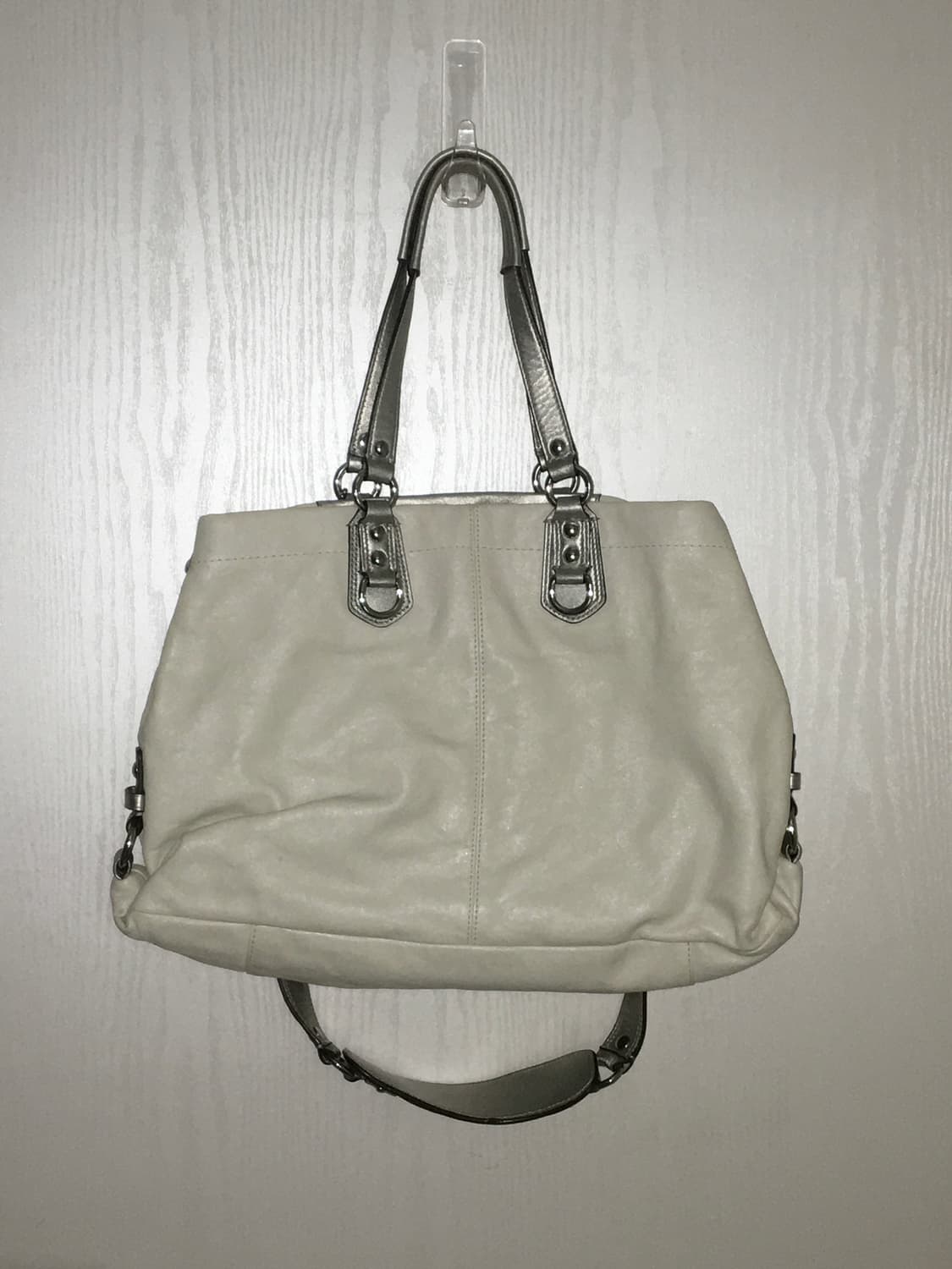 Coach vintage ivory &silver shoulder bag 상품이미지8
